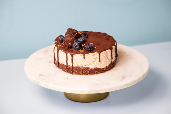 Raw cake